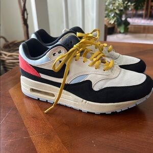 Nike Air Max, size 7.5